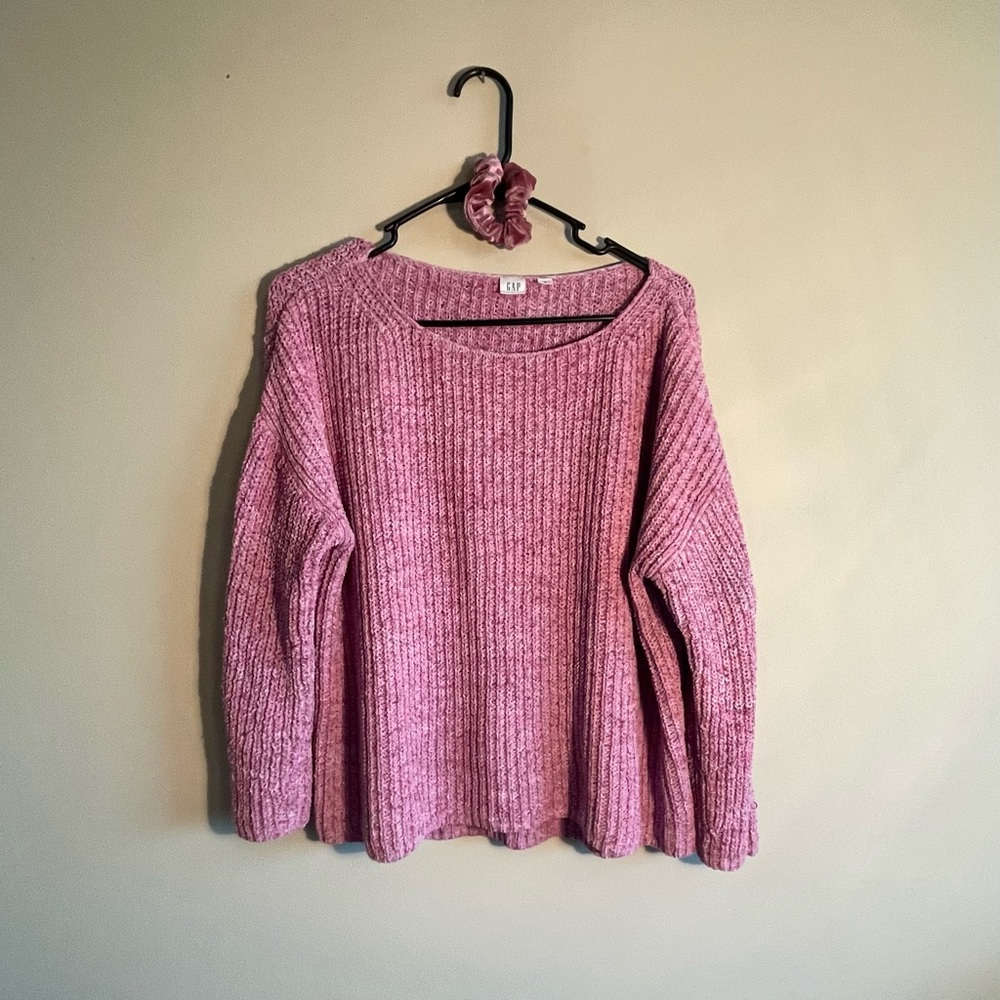 HOST PICK 💕Cozy Gap Medium Sweater Crocheted Barbie Pink Polyester Yarn Soft